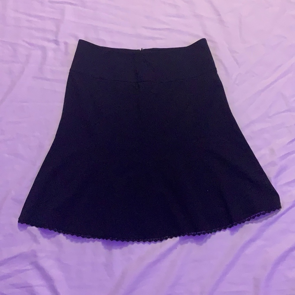 super cute black skirt